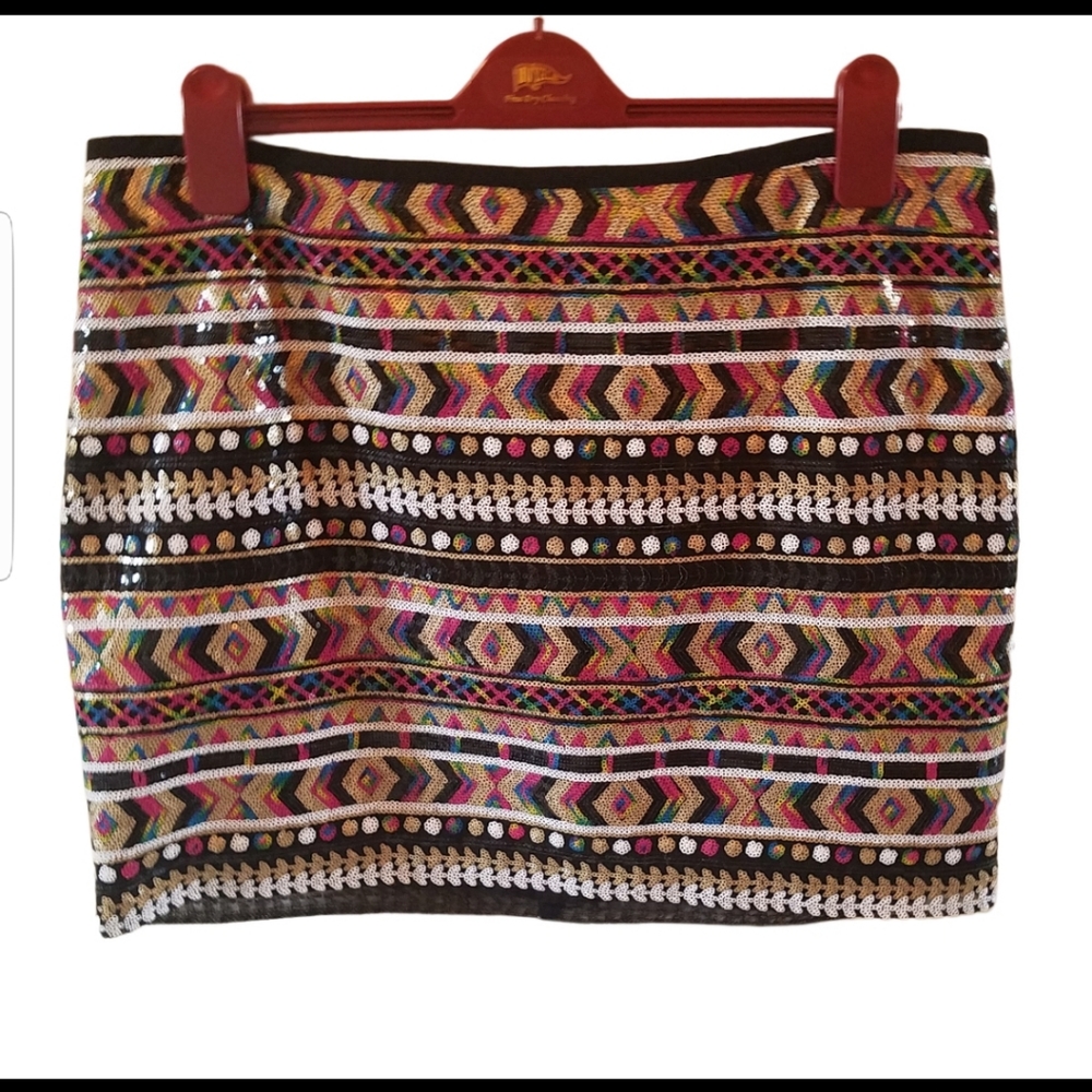 Guess All Sequin Skirt Size XL NWT